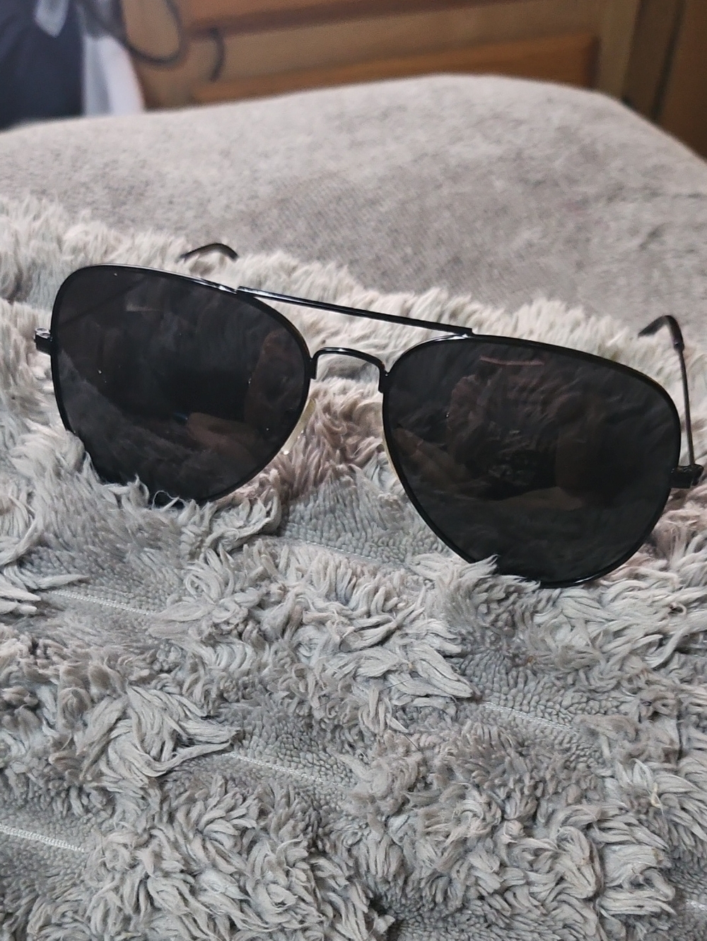 Amazon Basic Womens Classic Black Aviator Sunglasses New